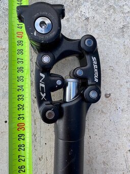 Predám Odpruzená sedlovka Suntour NCX, 31,6mm - 5