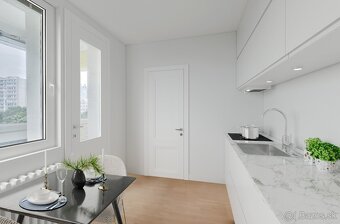 NA PREDAJ 2-IZBOVÝ BYT, PÔVODNÝ STAV, VEĽKÁ LOGGIA, KARLOVKA - 5
