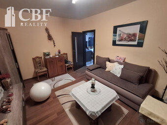 Znížená cena - Na predaj 3-izbový byt s balkónom v Rožňave,  - 5