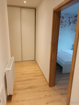 PRENAJMEM nový 2-izbový byt v centre - 5