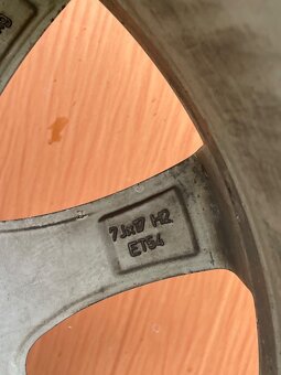 Elektrony 225/45 R17 letne original škoda - 5