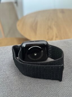 Apple Watch series 4 44mm - 5