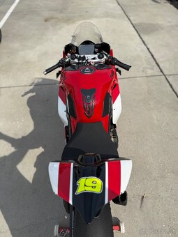 Ducati Panigale V4 - 5