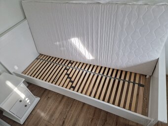 Posteľ, rošt, matrac - 5