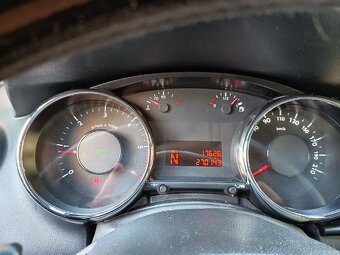 Peugeot 3008 Crossover 2010 1.6 - 5