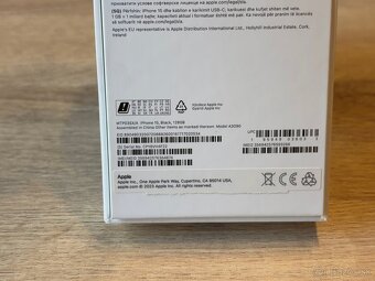 Predám iPhone 15 128 GB Black - 5