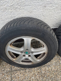 Kolesá 5x100 s celoroč. pneu 195/65 R15 zo Škoda Octavia I - 5
