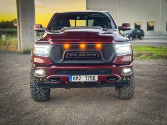 Dodge Ram Laramie 2019 - 5