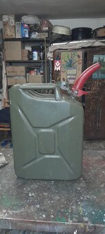 Plechová bandaska kanister. - 5