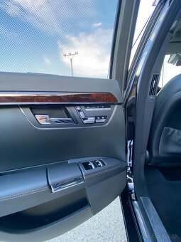 Mercedes - Benz  S 500   4 matic - 5