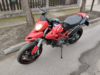 Predám DUCATI 796 HYPERMOTARD v tp 35 kW - 5