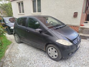 Mercedes a180 - 5