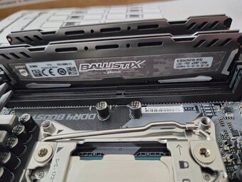 MSI X299 Tomahawk + I7-7800X + 16GB DDR4 - 5