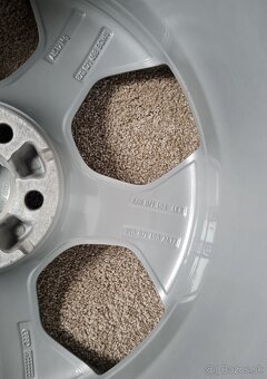 R18 5x100 orig. AUDI A1+ SKODA + VW=SEAT - 5