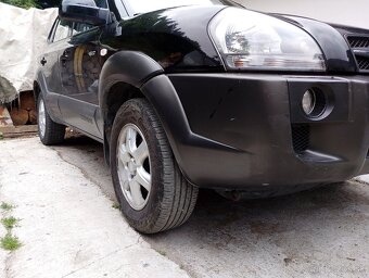 Predám Hyundai tucson 2,0l benzín - 5