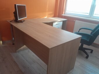 Kancelársky nábytok - 5