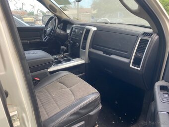 Dodge Ram 5.7 4x4 2011 R.V - 5