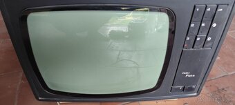 Televizor Tesla Pluto - 5