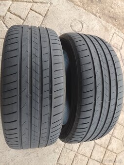 Predám letné pneu 225/45r17  5mm - 5