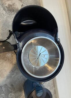 Odšťavovač Bosch MES3500 - 5