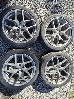 Elektrony borbet 5x112 245/40 r18 et37 - 5