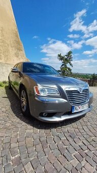 Lancia THEMA - 5