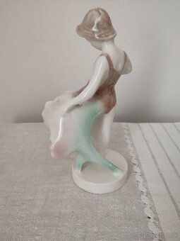 Jihokera keramická soška záhradník
- 5