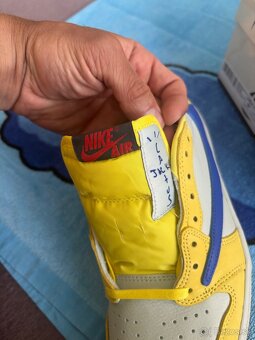 Air jordan travis scott canary w - 5