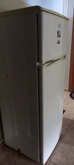 Chladnička +mikrovlnka - 5