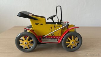 Retro hračka Dědeček automobil KOVAP - 5