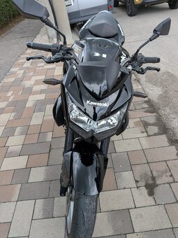 Kawasaki Z750 - 5