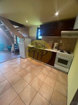 CHATA s pozemkom 948 m2 na predaj v Levoči - 5