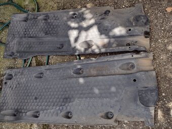 KRYTY PODVOZKU +STREŠNÉ NOSIČE - 5