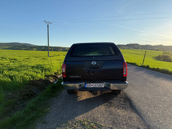NISSAN NAVARA DOUBLE CAB 2,5 - 5