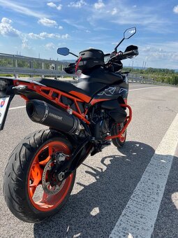 KTM SMT 890 - 5