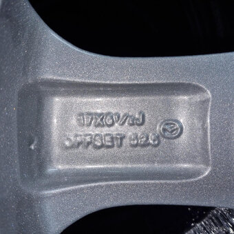 MAZDA disky 5x114,3 R17 6,5J ET52.5 - 5