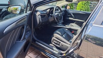 Toyota Avensis 2.0i Valvematic CVT - 5