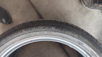 Pneumatiky 285/40 R21 - 5