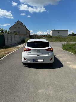Predám Hyundai i30 1.6 crdi - 5