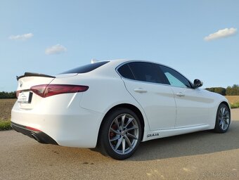 Alfa Romeo Giulia 2.2 JTD 132kw , xenon, 138 tkm, TAŽNÉ - 5