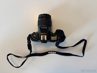 Nikon F-801 + Nikon AF Nikkor 28-80mm f/3.3-5.6G - 5