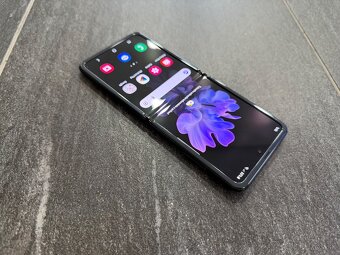 Samsung Samsung Galaxy Z Flip 256 GB Mirror Black - 5
