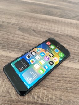 Iphone 8- 64 GB - 5