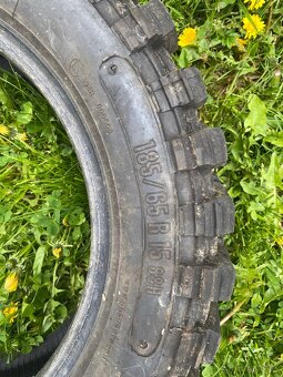 Pneu 185/65 r15 - 5