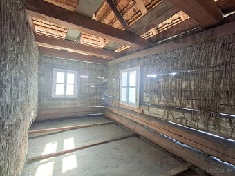 Ľudový zrubový dom na predaj v Tvrdošíne časti Medvedzie - 5