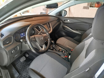 Predám Opel grandland x 1.2 turbo - 5