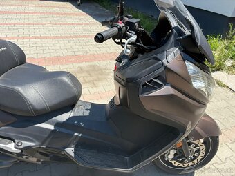 Maxsym 600i - 5