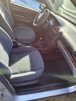 Peugeot 406 - 5