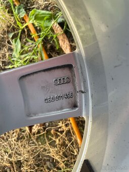 Audi R16 4G0 071 496 - 5