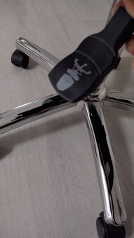 kvalitna kancelarska stolicka - 5